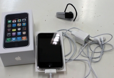 iphone.jpg